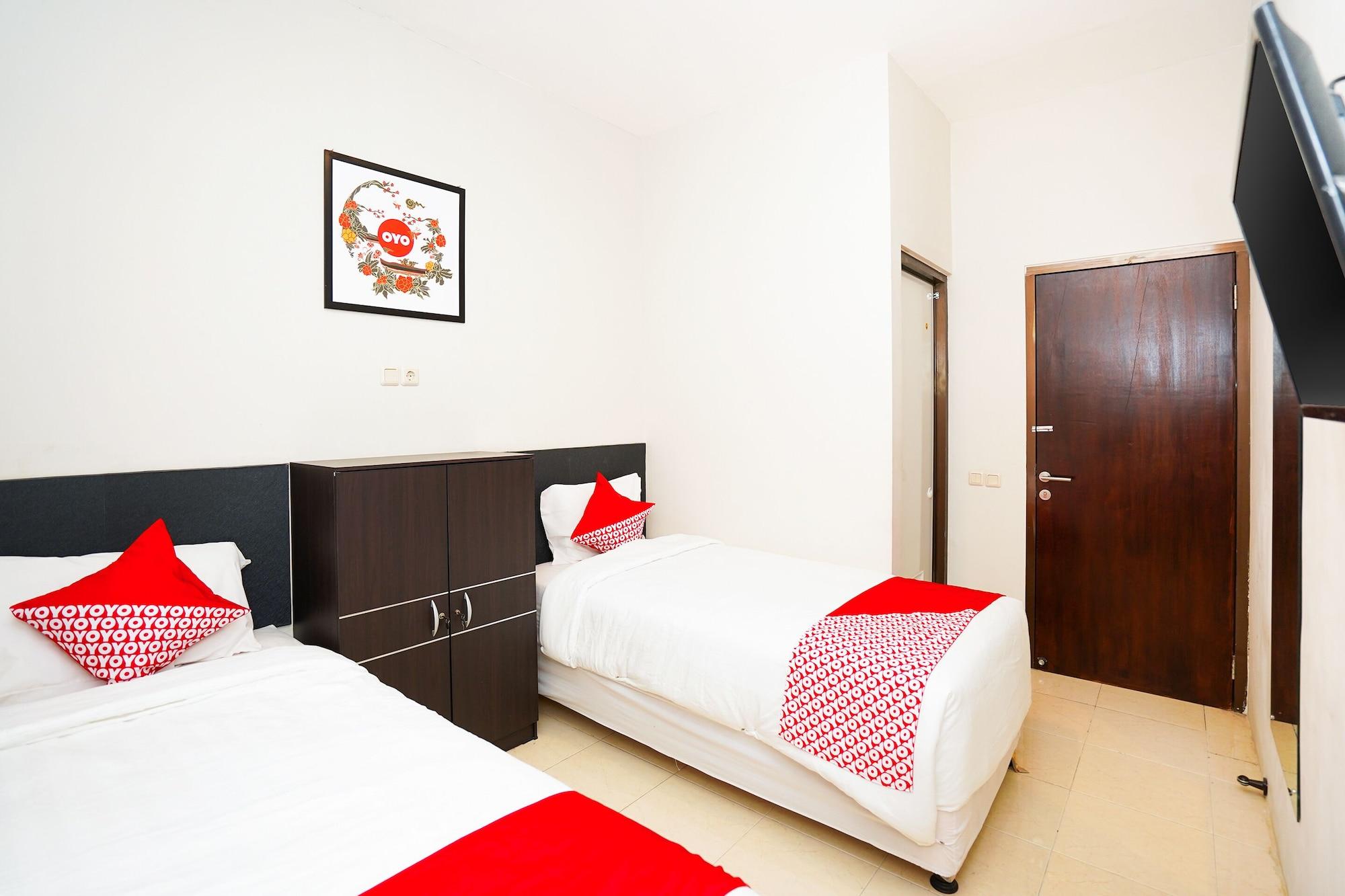Oyo 450 Semampir Residence Surabaja Zewnętrze zdjęcie