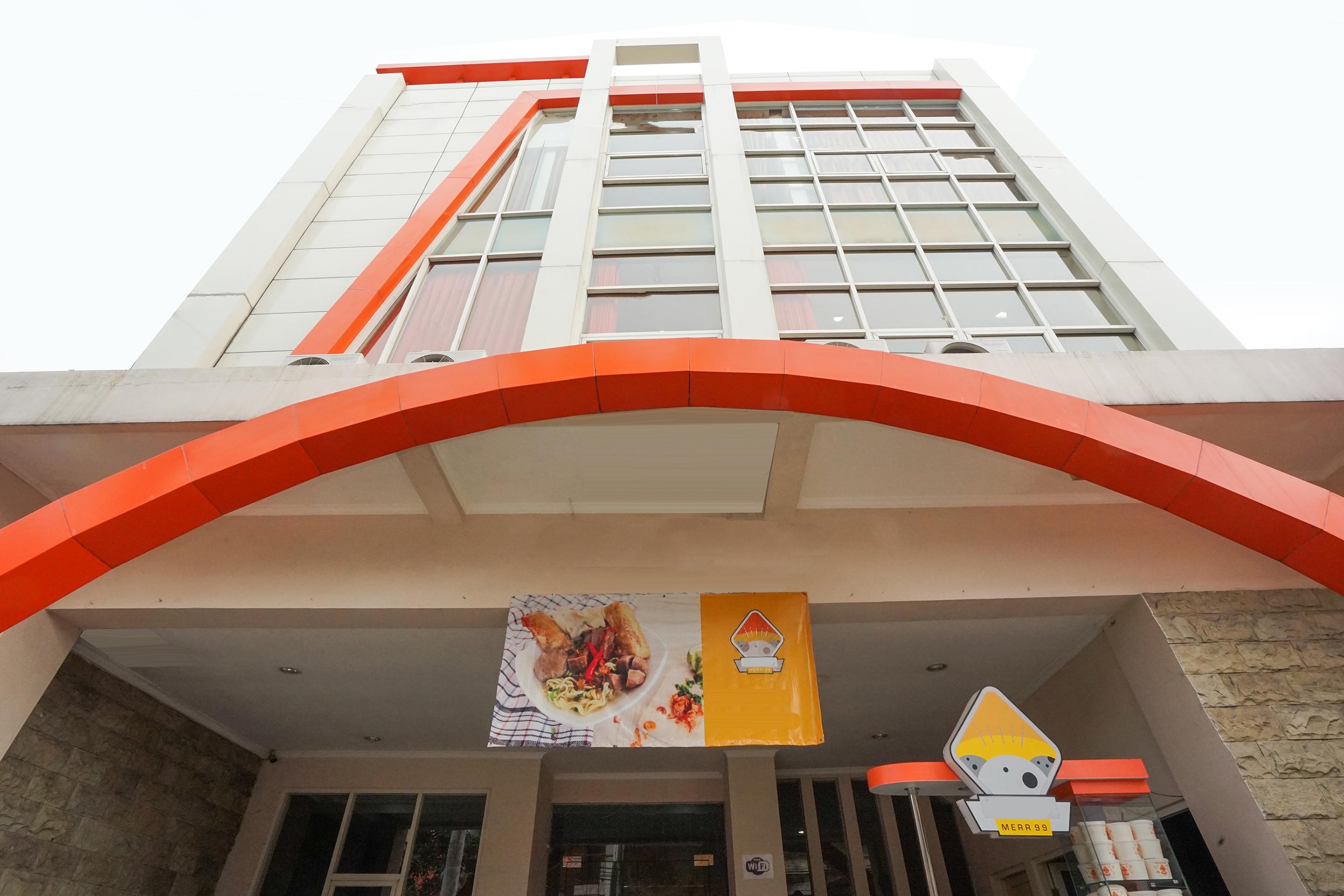 Oyo 450 Semampir Residence Surabaja Zewnętrze zdjęcie